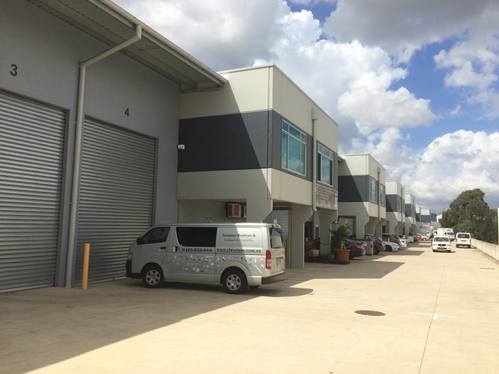 Classique Furniture Warehouse Picture
